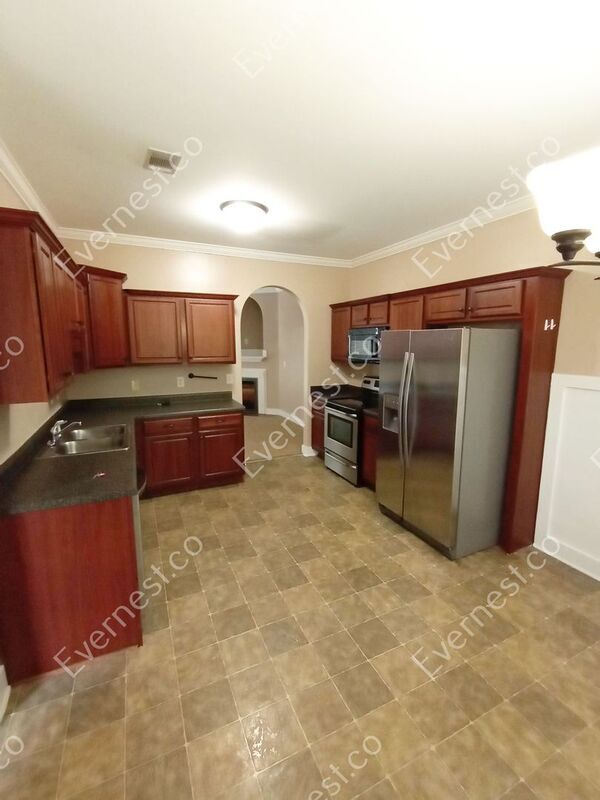 619 The Heights Ln Townhome Townhome Rental in Calera AL