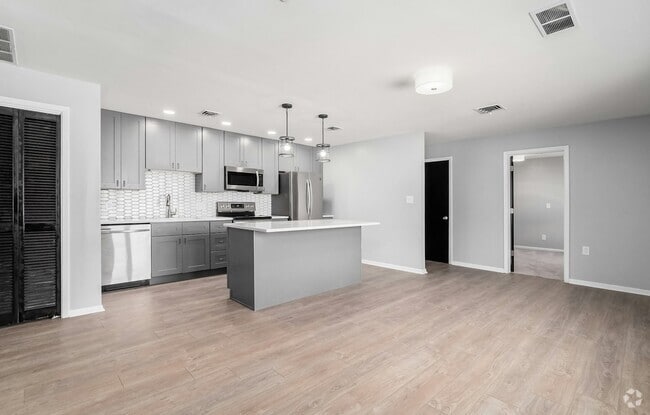 Building Photo - 2699 E Main St Unit C Rental
