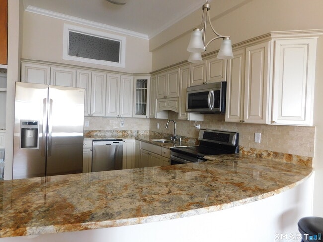 Photo - 153 Bank St Unit 203