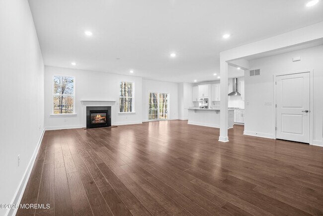 Photo - 103 Woolley Ct