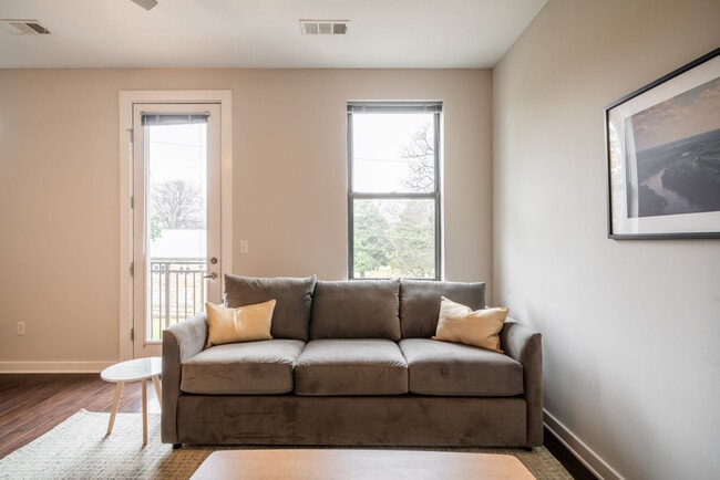 Photo - 1016 18th Ave S Unit ID1014379P