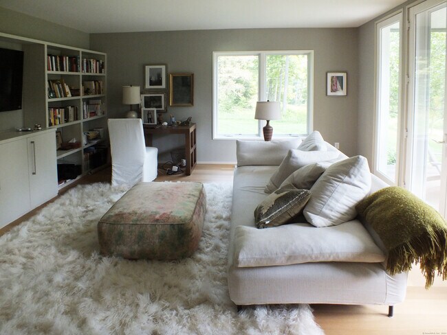 Photo - 472A Under Mountain Rd