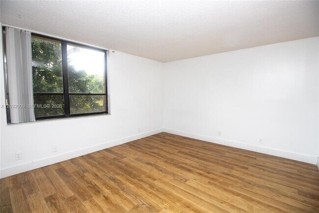 Photo - 7200 NW 1st St