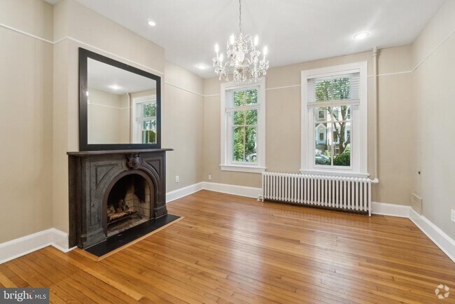 Building Photo - 1424 S St NW Rental