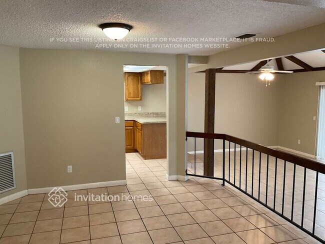 Photo - 808 Black Knight Dr