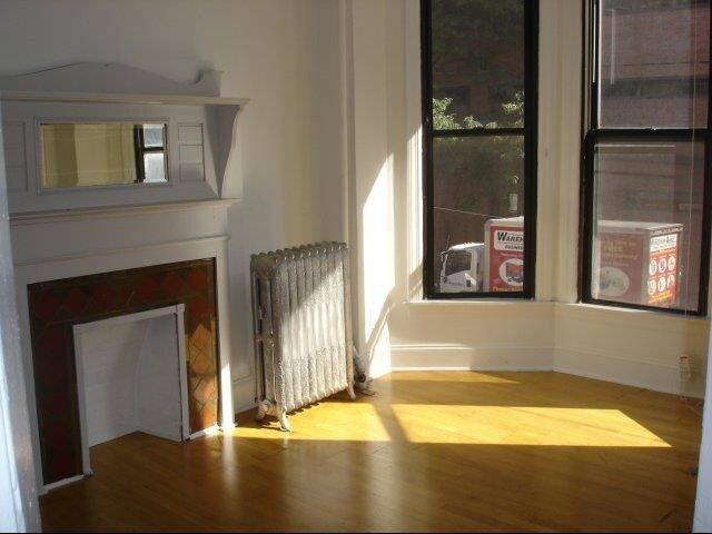 Photo - Lakeside 800