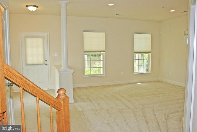 Building Photo - 12609 Horseshoe Bend Cir Rental