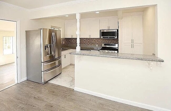 Photo - 7914 Agnes Ave