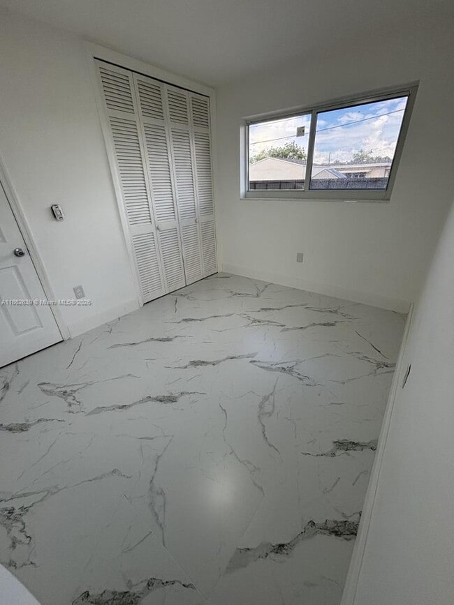 Building Photo - 1201 NW 79th Way Rental