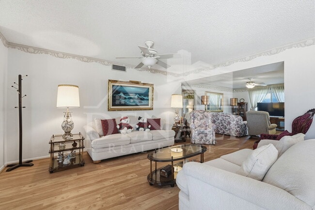 Photo - 9807 W Mockingbird Dr