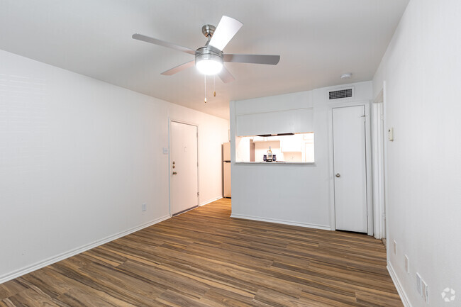 1BR, 1BA - 500SF - Living Room - The Brittany Apartments