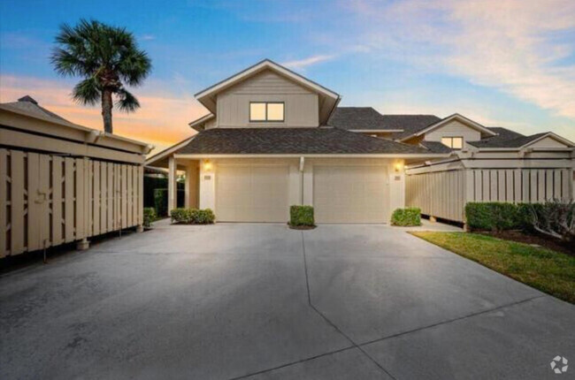 Building Photo - 17053 Waterbend Dr Unit 133 Rental
