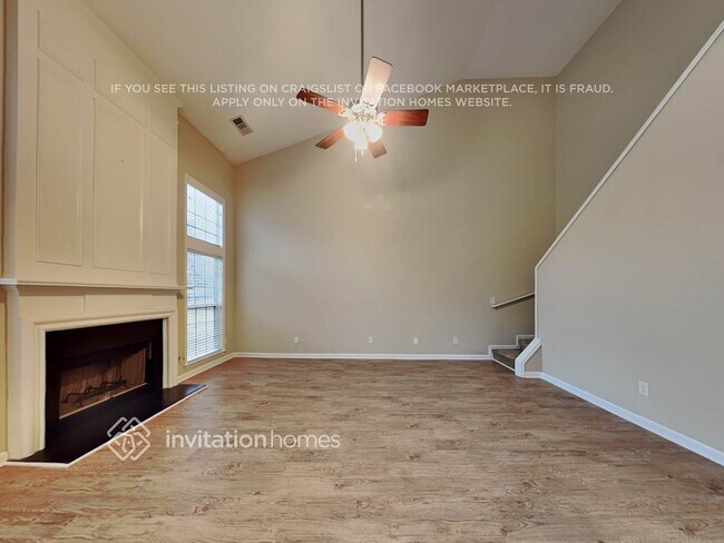 Photo - 172 Wallnut Hall Cir