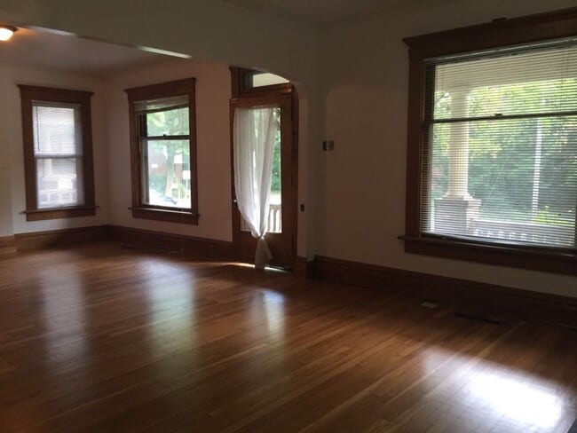Photo - 208 Frambes Ave