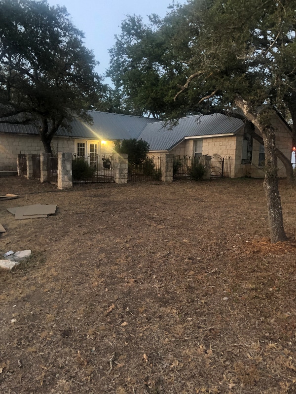 Photo - 10207 Wagon Rd W