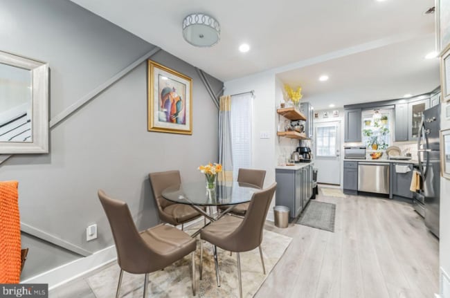 Photo - 2632 Gerritt St