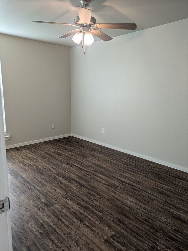 Photo - 2101 Lubbock Unit B