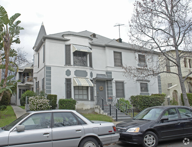Building Photo - Fairfax Flats Rental