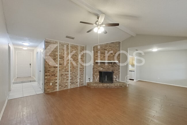 801 Cherry Hills Dr