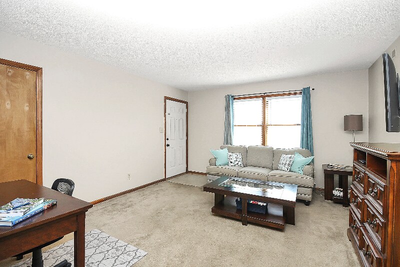 Photo - 305 Beaty Rd Unidad 24