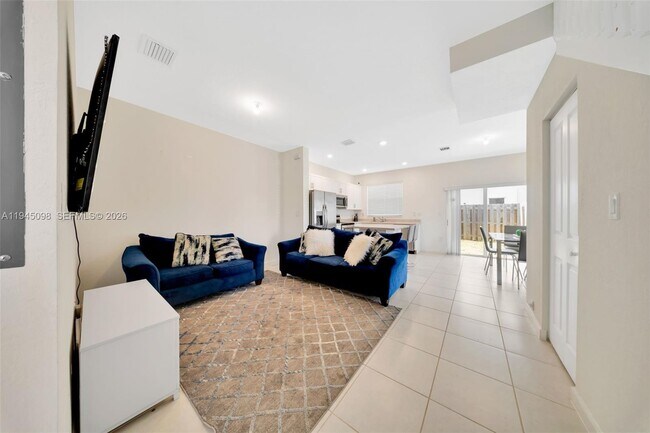 Photo - 2699 SE 19th St