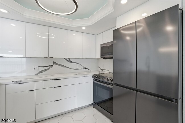 Photo - 2885 Palm Beach Blvd Unit 402