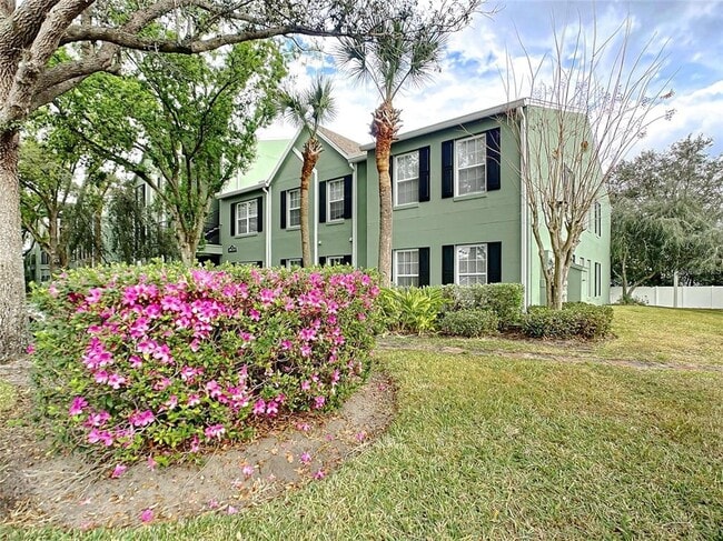 Building Photo - 1997 Dixie Belle Dr Unit 1997M Rental