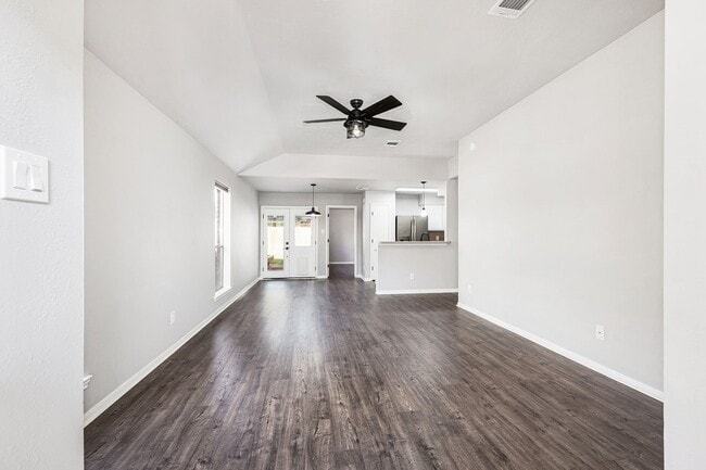 Photo - 18234 Campbellford Dr