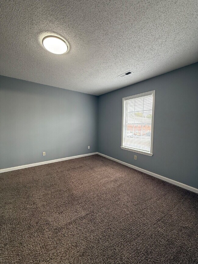 Photo - 3864 NORTHEAST DRIVE