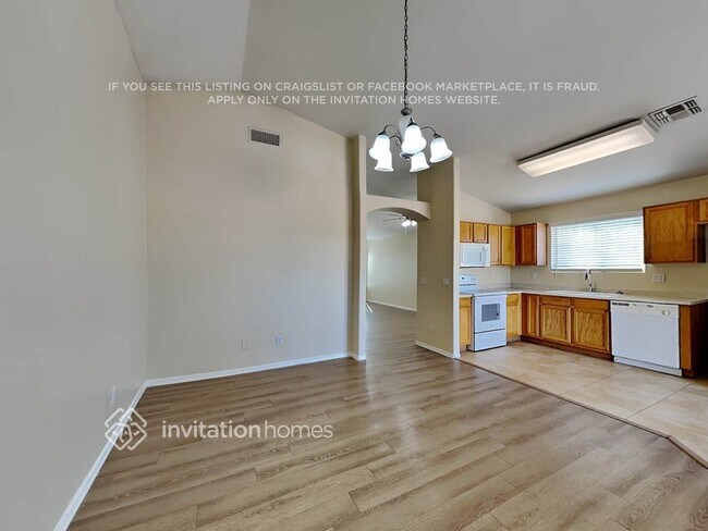 Photo - 7302 N 76th Dr