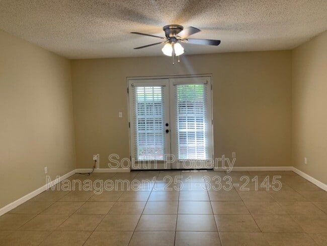 Photo - 6527 Old Shell Rd