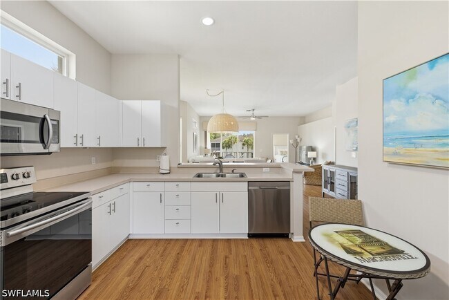3442 Pointe Creek Ct Unit 201