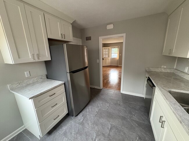 Photo - 4729 Bancroft Ave