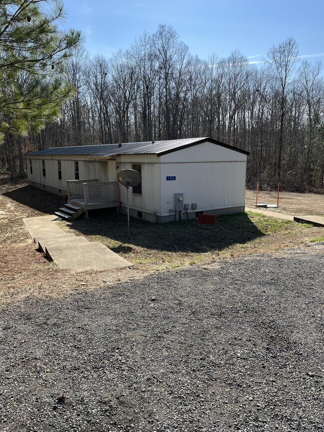 Photo - 182 Meadow Ln House