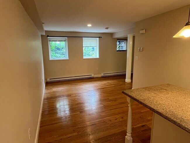 Photo - 317 St Paul St Unidad 5 Rental