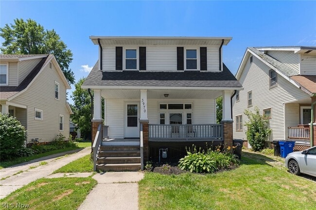 Building Photo - 3790 W 116th St