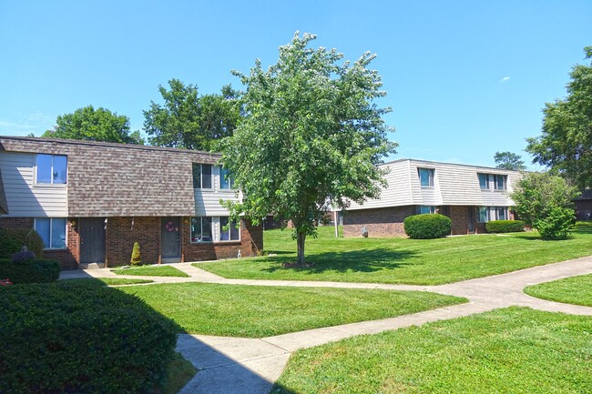 2 & 3 bedroom townhomes - Southern Oaks Apartments - Income Restricted
