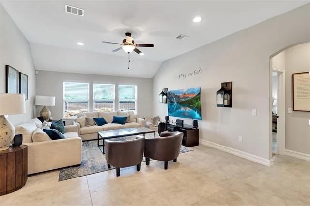 Photo - 3811 Cicada Ln