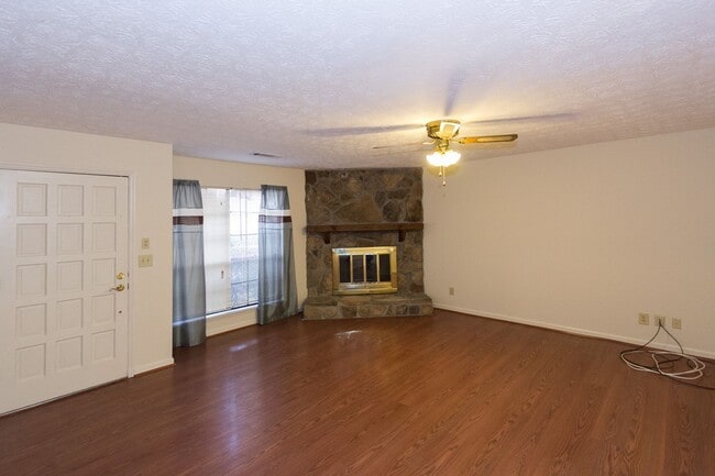 Photo - COMING SOON - Spacious 3 Bedroom, 2 Bathro...
