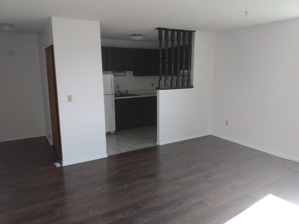 1123 Francis Ave Apartment Fostoria, OH