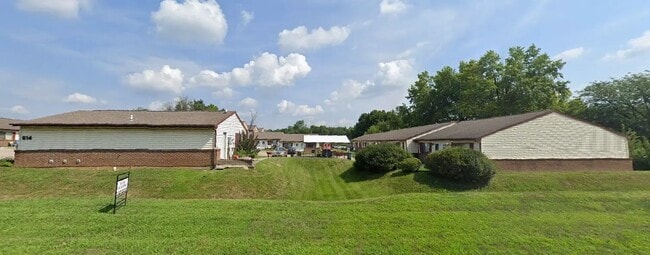 Photo - 814 Gwynne St