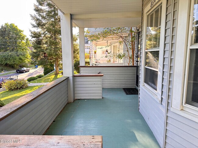 Photo - 864 Myrtle Ave Apartamento Unidad 1