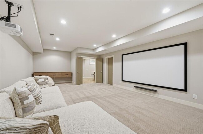 Photo - 4373 Wieuca Rd NE