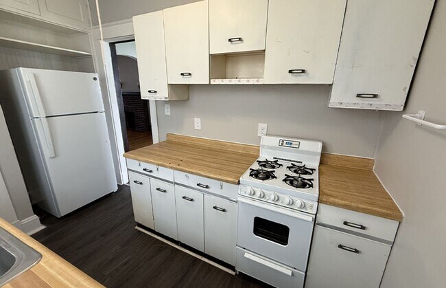 Photo - 2904 Jefferson Ave