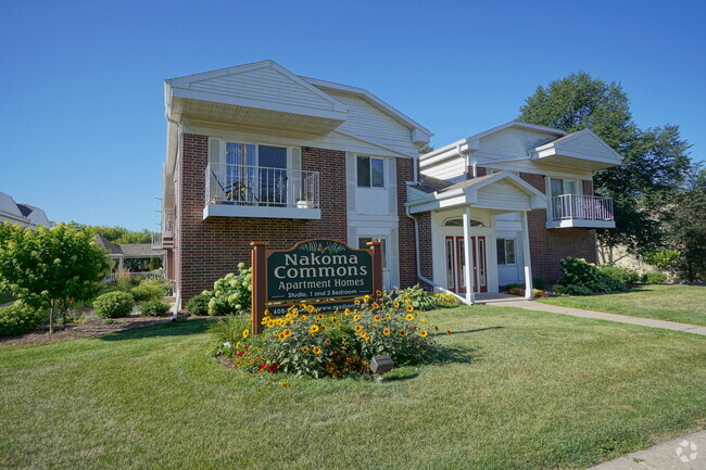 Building Photo - Nakoma Commons Rental