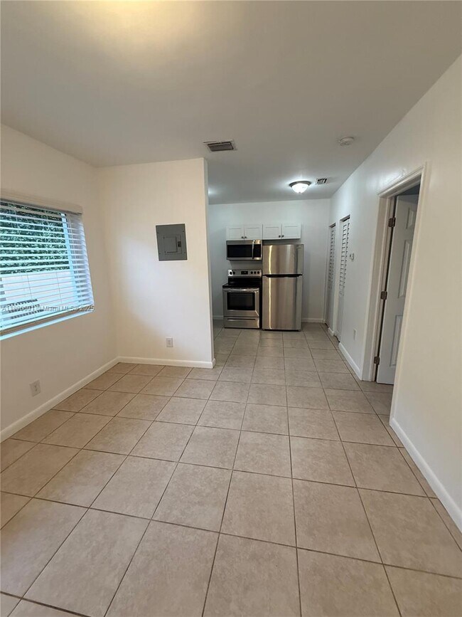 Photo - 1034 NW 2nd St Unit 1034