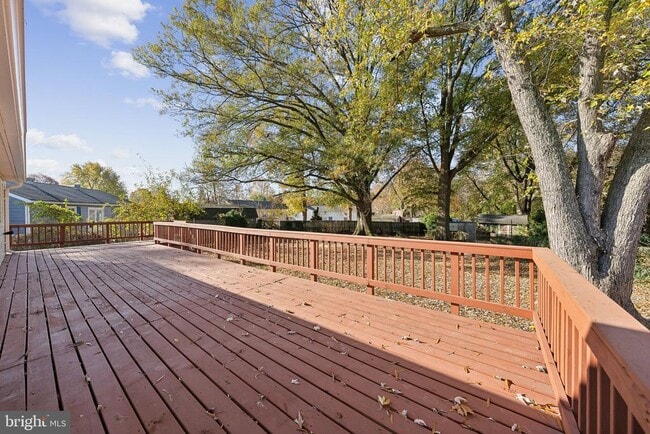 Photo - 2414 Phillips Dr