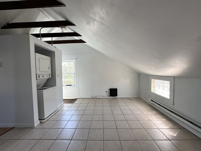 Photo - 84 Guilden St Unidad C