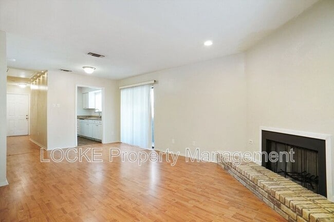 Photo - 4908 Byers Ave