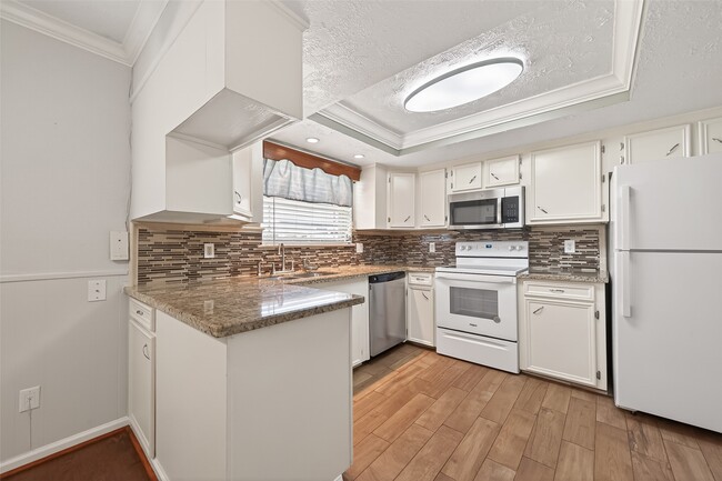 Photo - 10006 Towne Tower Ln
